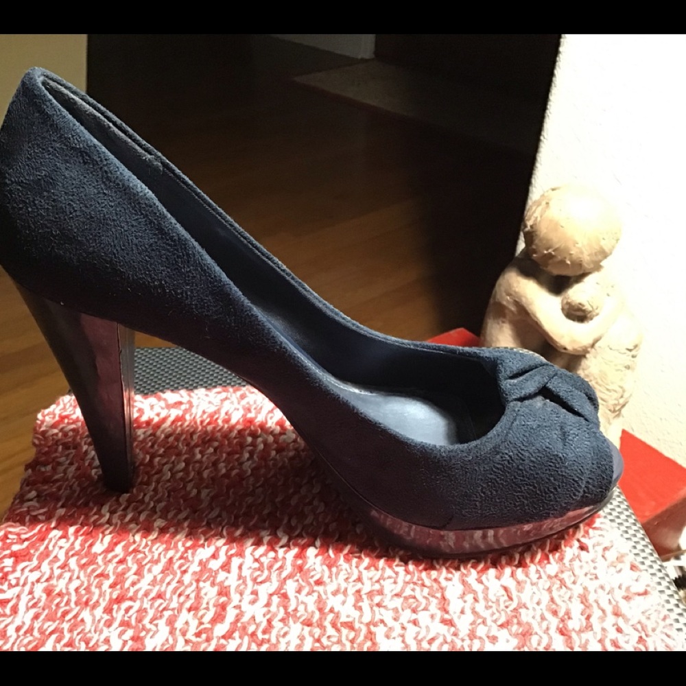 Navy blue suede peep toe platform pump sz 7